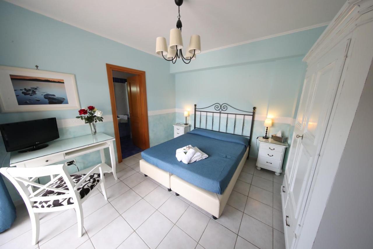 Le Terrazze B&B ฟอร์เมีย ภายนอก รูปภาพ